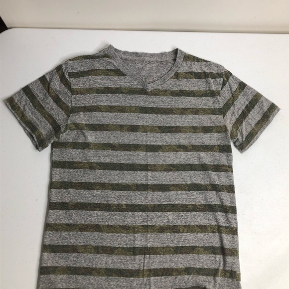 Auth Sidecar v-neck - Picture 5 of 8